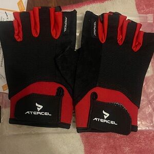 Men's Black and Red Workout Gloves